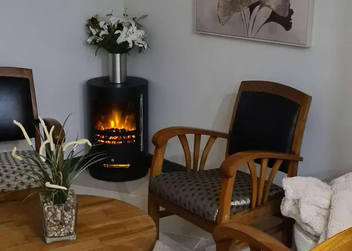 Maison A Royan Avec Piscine Pour 5 Personnes - Fr-1-494-191 * Royan